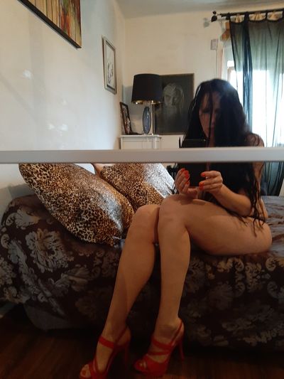 Diablange - Escort Girl from Grand Rapids Michigan