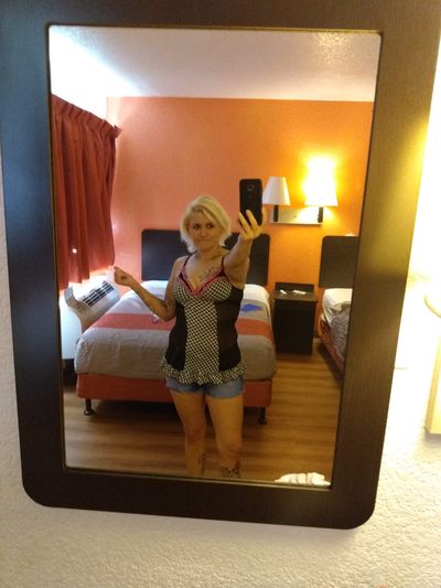 Mature Escort in New Haven Connecticut