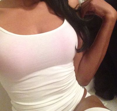 Obedient Paula - Escort Girl from Seattle Washington