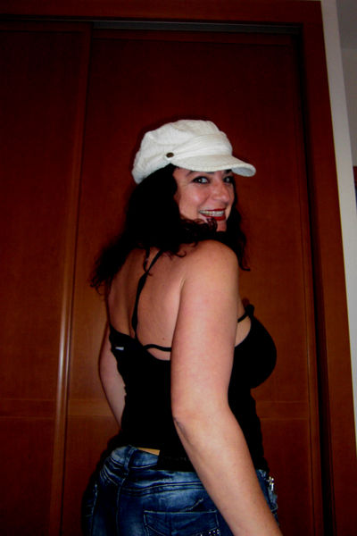 Selinna Saray - Escort Girl from Pittsburgh Pennsylvania