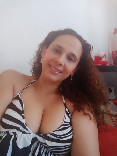 Corina Flower - Escort Girl from Irvine California