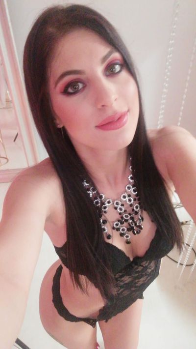 Dayraflores - Escort Girl from Virginia Beach Virginia